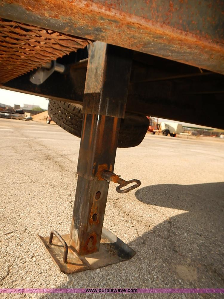 image for item J3120 1991 Holden flatbed trailer