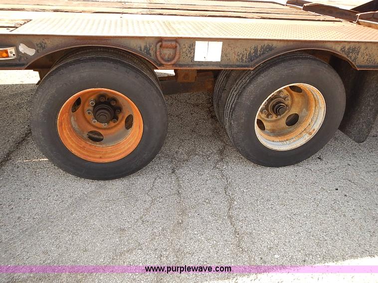 image for item J3120 1991 Holden flatbed trailer