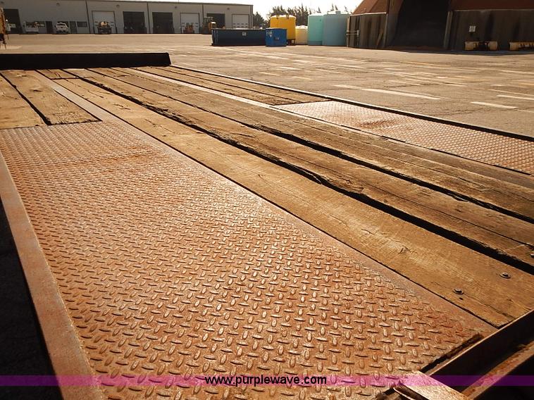 image for item J3120 1991 Holden flatbed trailer