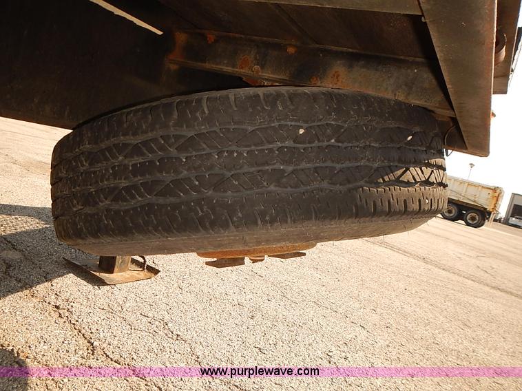 image for item J3120 1991 Holden flatbed trailer