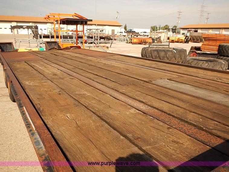 image for item J3120 1991 Holden flatbed trailer