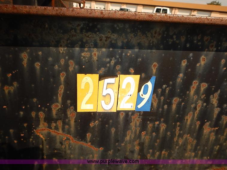 image for item J3120 1991 Holden flatbed trailer