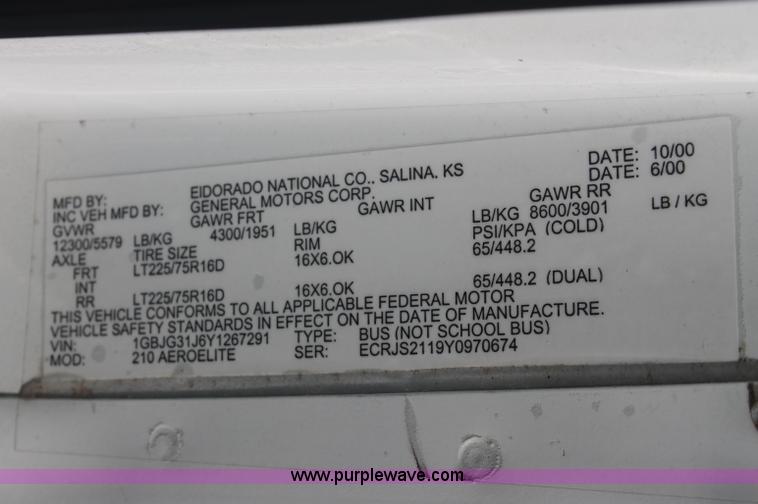image for item AJ9341 2001 Chevrolet Express G3500 El Dorado bus