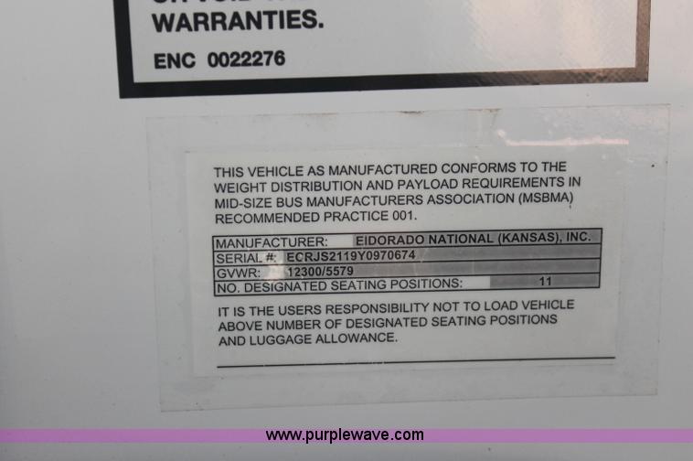 image for item AJ9341 2001 Chevrolet Express G3500 El Dorado bus