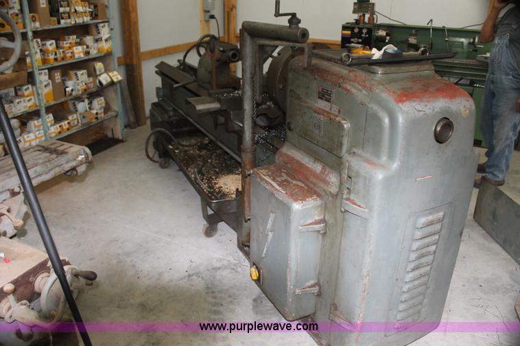 image for item AJ9350 SAG 508 lathe