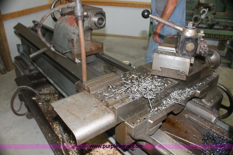 image for item AJ9350 SAG 508 lathe