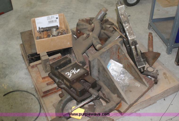 image for item AJ9350 SAG 508 lathe