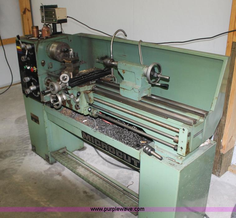 image for item AJ9351 Micro cut lathe