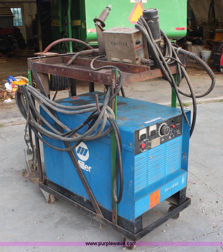 image for item AV9461 Miller Deltaweld 450 DC arc welder