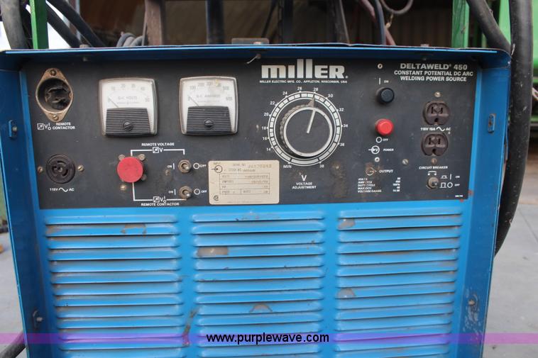 image for item AV9461 Miller Deltaweld 450 DC arc welder
