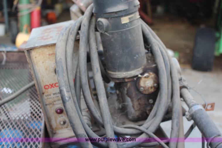 image for item AV9461 Miller Deltaweld 450 DC arc welder