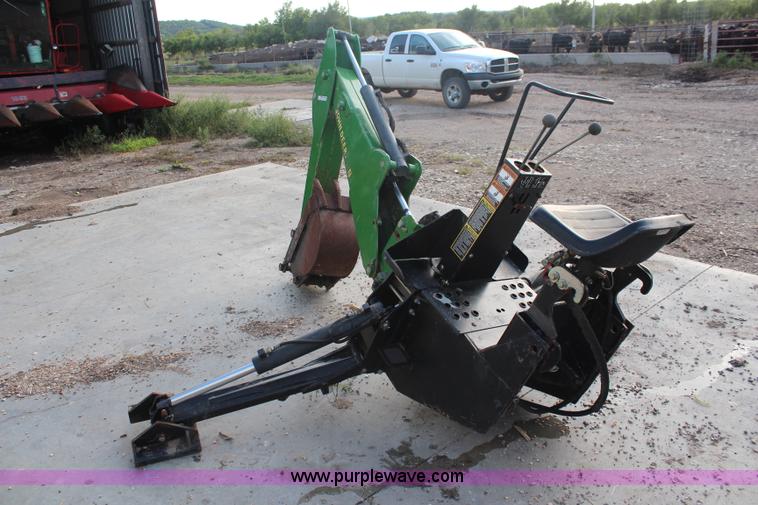 image for item AV9462 John Deere 48 backhoe attachment