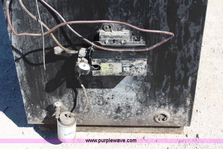 image for item AV9471 Black Gold 200 used oil furnace
