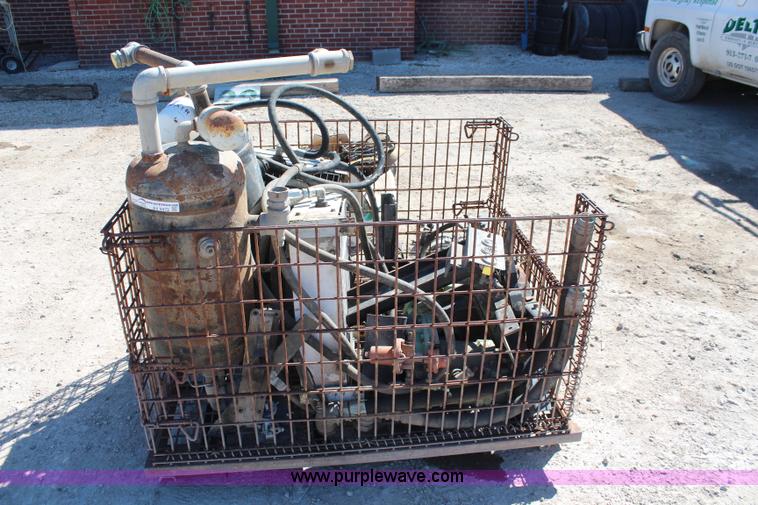 image for item AV9472 Vanair system