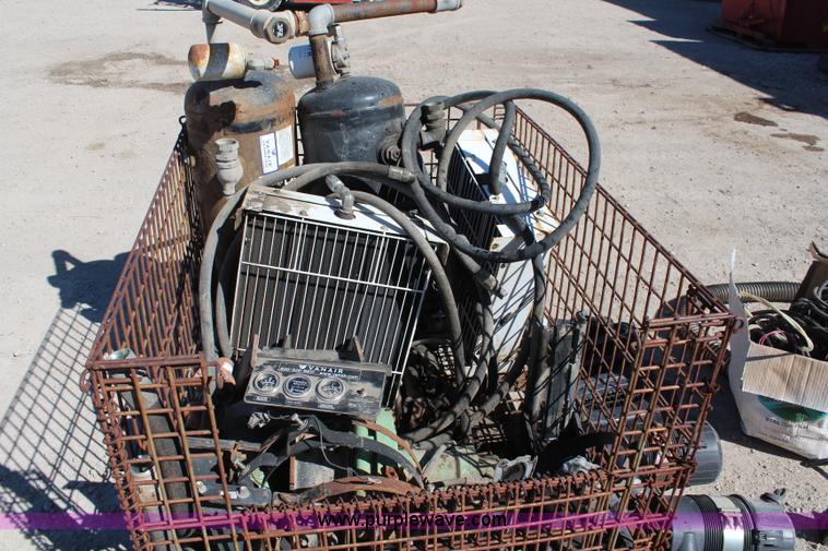 image for item AV9472 Vanair system