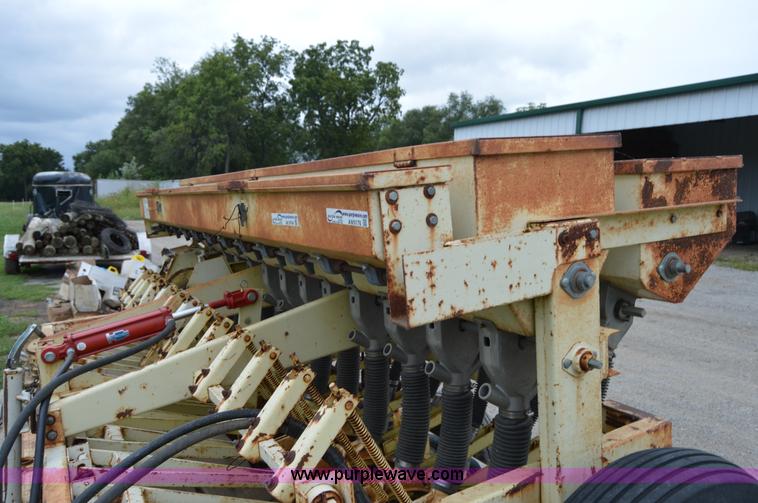 image for item AW9178 1984 Traux 812 grass drill