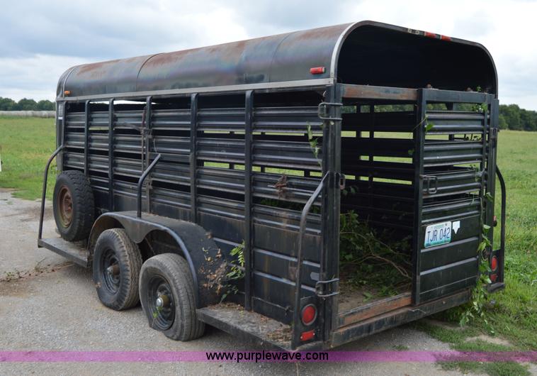 image for item AW9179 1983 W-W All Around Cattle Trailer