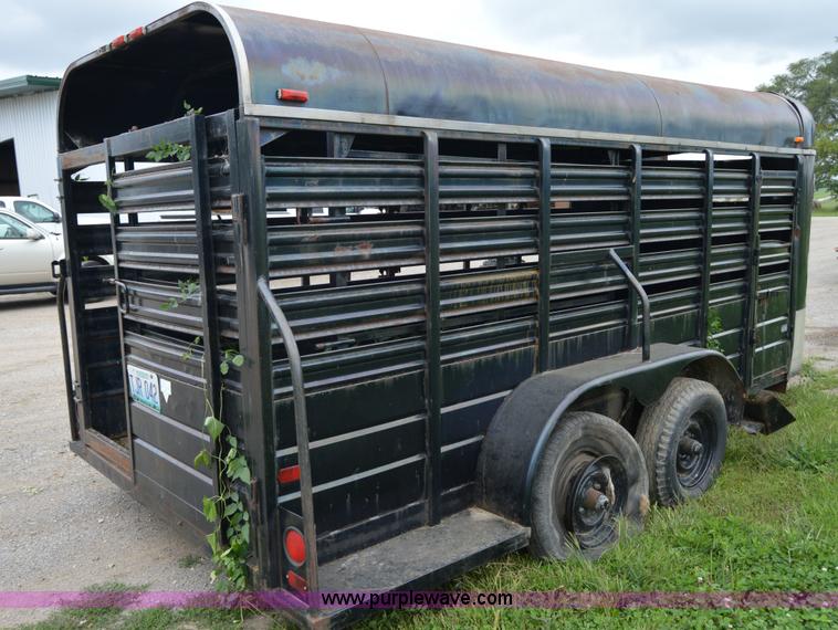 image for item AW9179 1983 W-W All Around Cattle Trailer