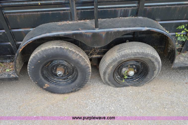 image for item AW9179 1983 W-W All Around Cattle Trailer