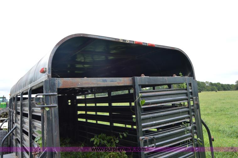 image for item AW9179 1983 W-W All Around Cattle Trailer