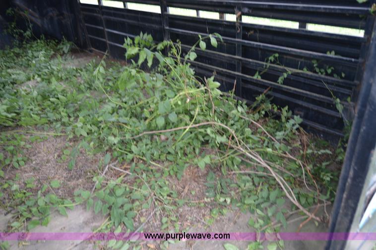 image for item AW9179 1983 W-W All Around Cattle Trailer