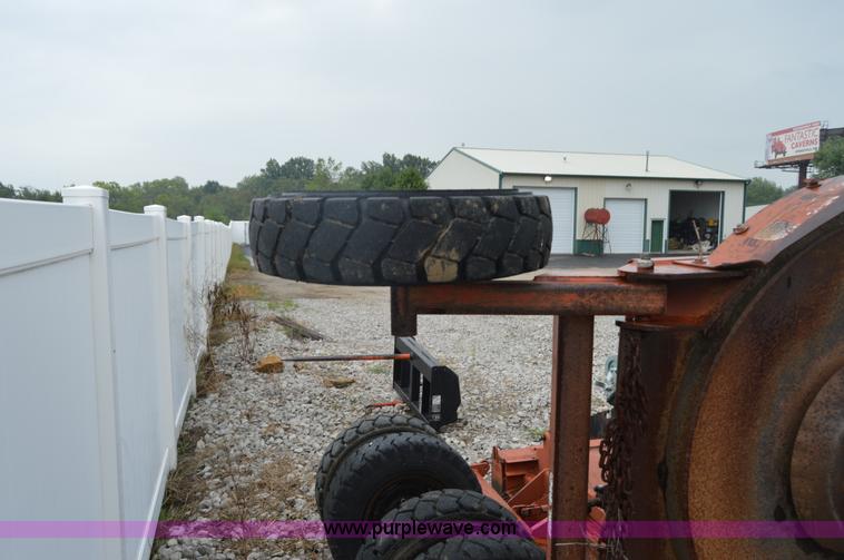 image for item AW9182 Rhino FM10 batwing mower