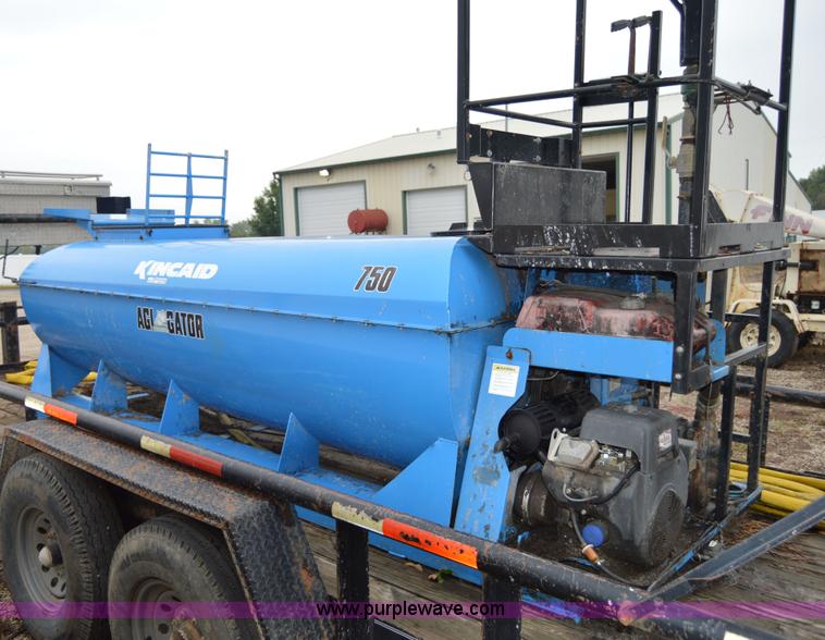 image for item AW9183 Kincaid 750 AGI gator aero seeder