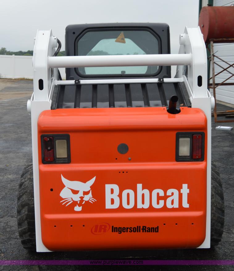 image for item AW9185 2000 Bobcat 773 skid steer