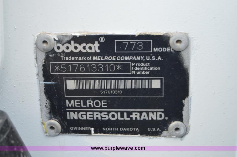 image for item AW9185 2000 Bobcat 773 skid steer