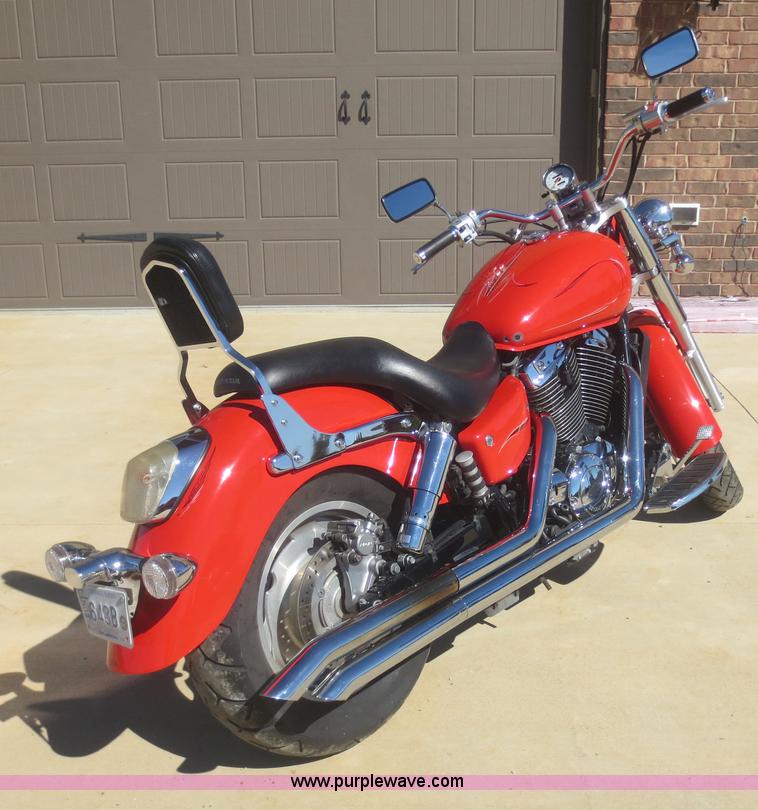 image for item AZ9163 2001 Honda Shadow Sabre motorcycle