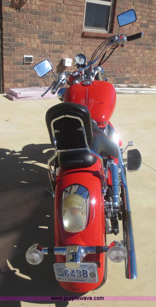 image for item AZ9163 2001 Honda Shadow Sabre motorcycle