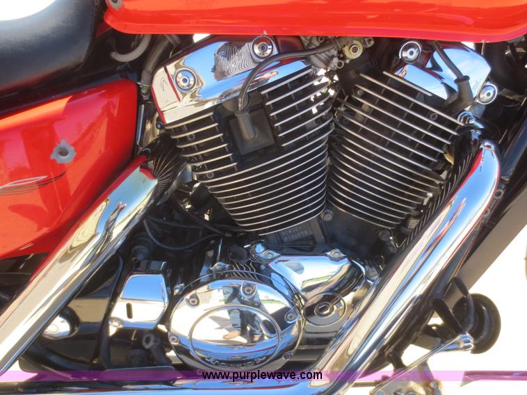 image for item AZ9163 2001 Honda Shadow Sabre motorcycle