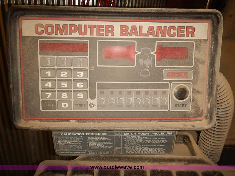 image for item BD9793 Coats 1050 solid state tire balancer