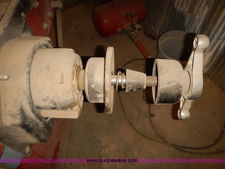 image for item BD9793 Coats 1050 solid state tire balancer