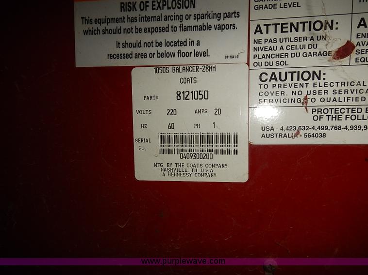 image for item BD9793 Coats 1050 solid state tire balancer