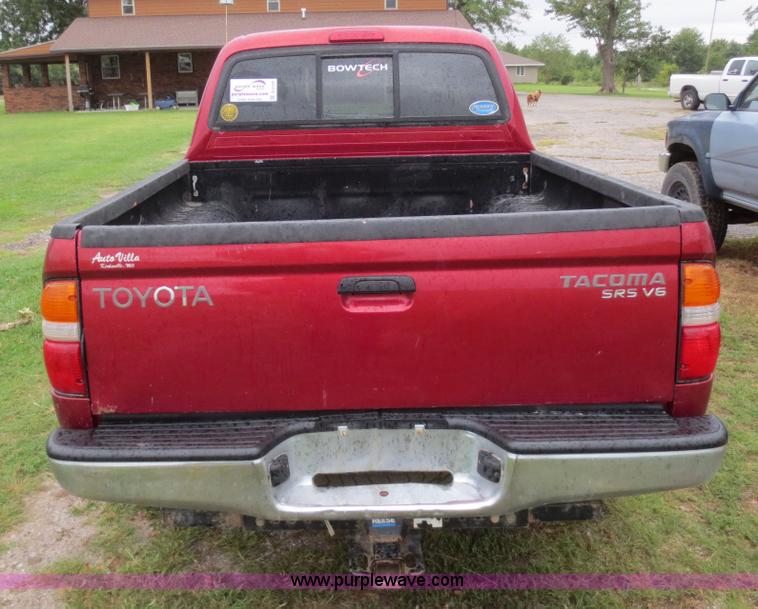 image for item D2154 2001 Toyota Tacoma SR5 Double Cab pickup truck