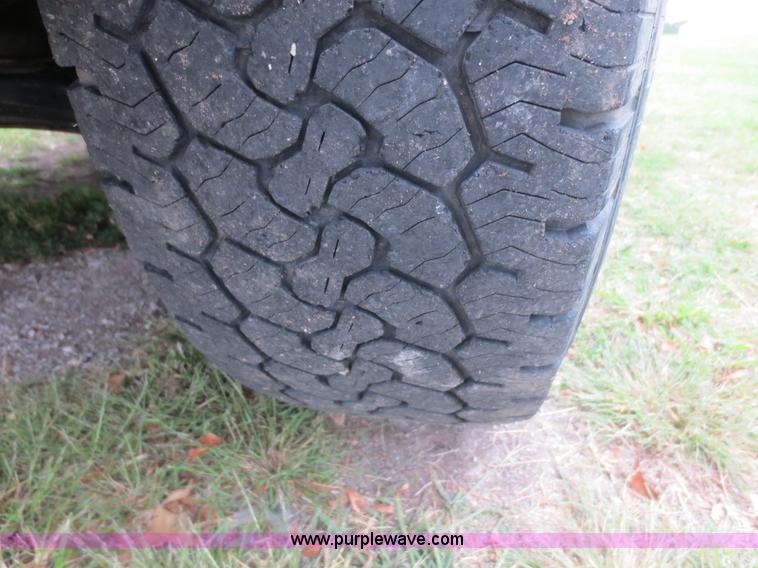 image for item D2154 2001 Toyota Tacoma SR5 Double Cab pickup truck