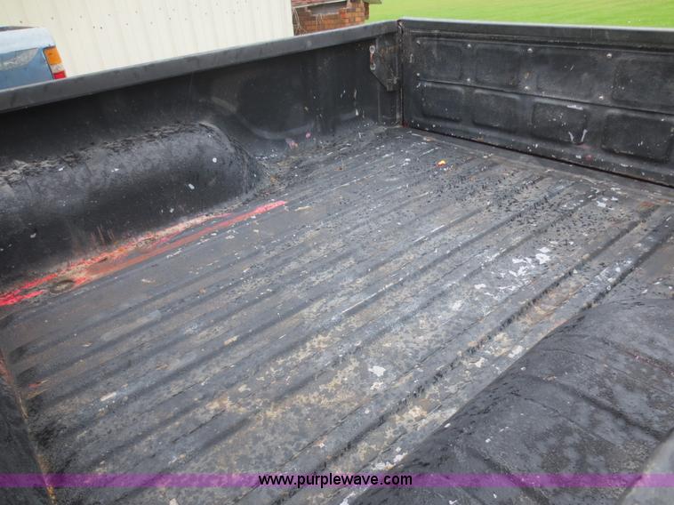 image for item D2154 2001 Toyota Tacoma SR5 Double Cab pickup truck