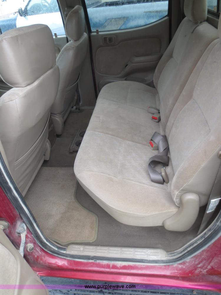 image for item D2154 2001 Toyota Tacoma SR5 Double Cab pickup truck