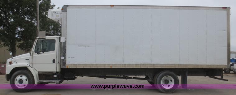 image for item D2156 2004 Freightliner FL70 refrigerated box truck