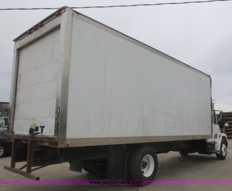 image for item D2156 2004 Freightliner FL70 refrigerated box truck