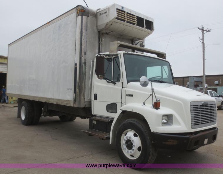 image for item D2156 2004 Freightliner FL70 refrigerated box truck