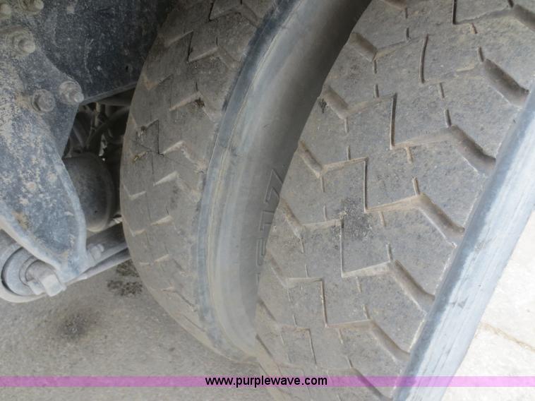 image for item D2156 2004 Freightliner FL70 refrigerated box truck