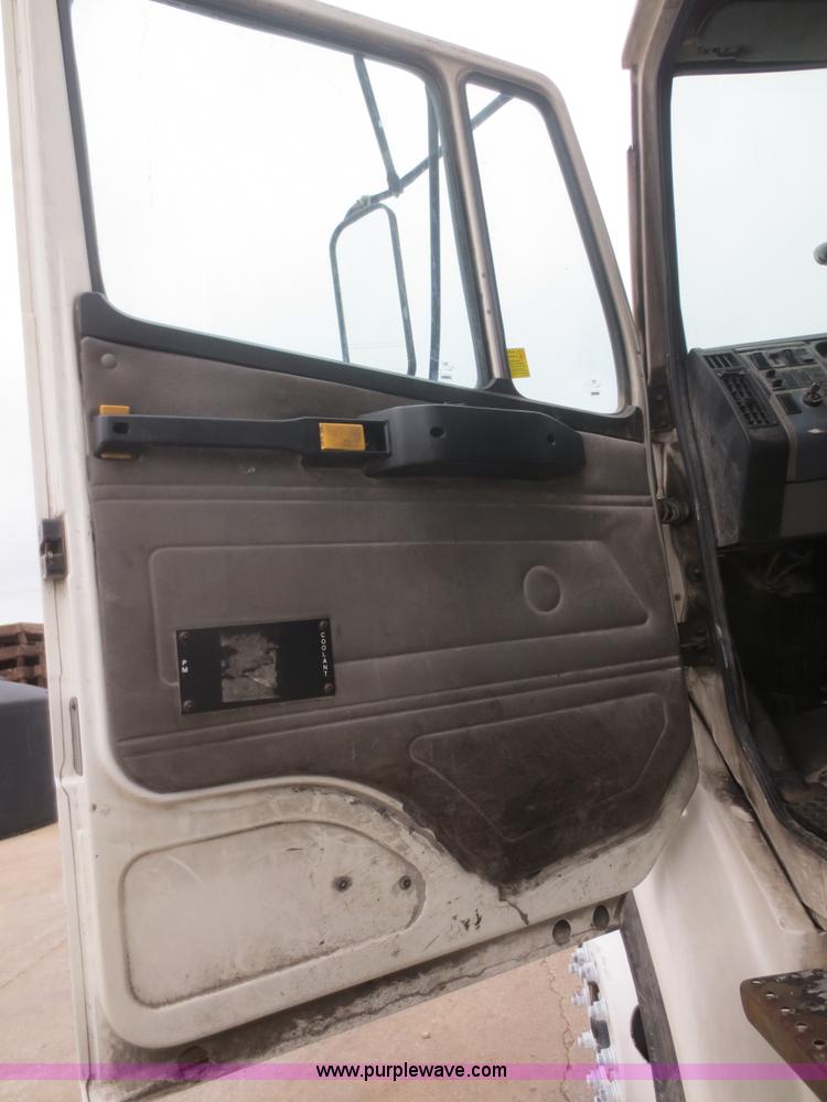 image for item D2156 2004 Freightliner FL70 refrigerated box truck