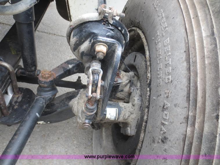 image for item D2156 2004 Freightliner FL70 refrigerated box truck