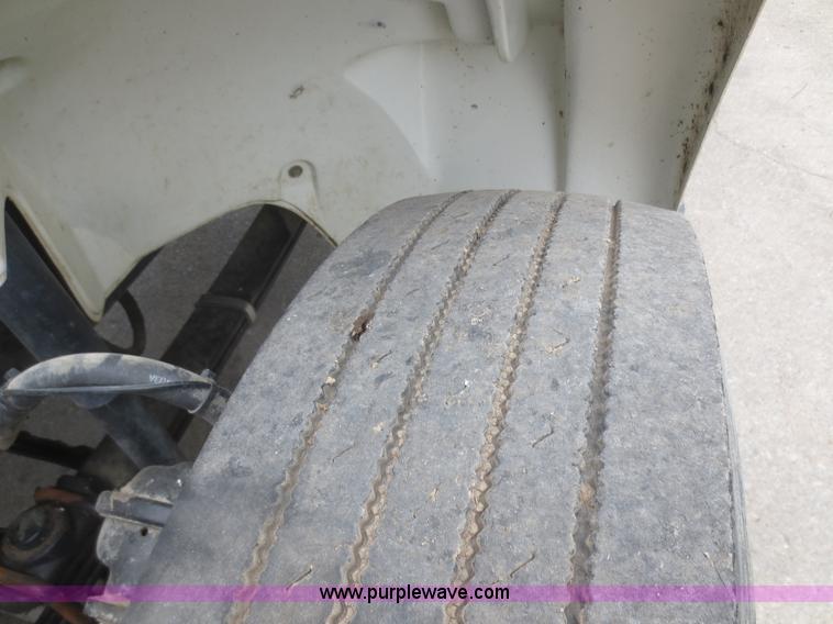 image for item D2157 2004 Freightliner FL70 refrigerated box truck