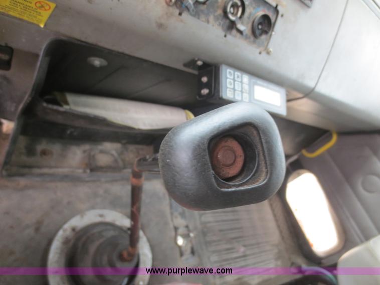 image for item D2157 2004 Freightliner FL70 refrigerated box truck