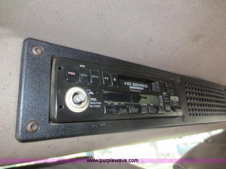 image for item D2157 2004 Freightliner FL70 refrigerated box truck