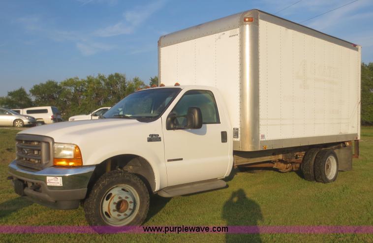 image for item D2161 2000 Ford F550 box truck