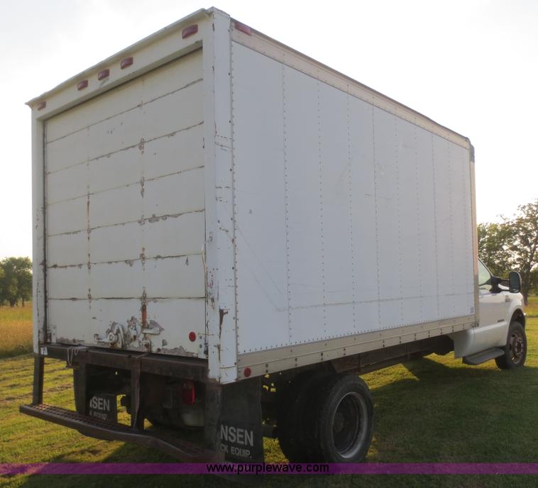 image for item D2161 2000 Ford F550 box truck